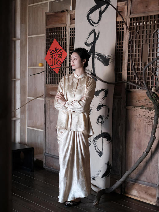 盛唐牡丹 |香槟金真丝提花文竹上衣 商品图6