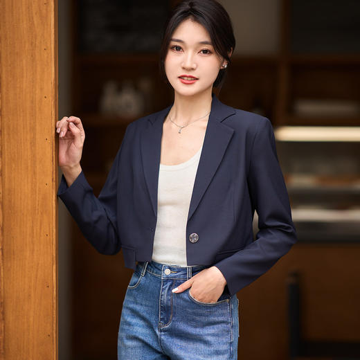 【短款小西服】2026春季简约百搭一粒扣西装外套 商品图2