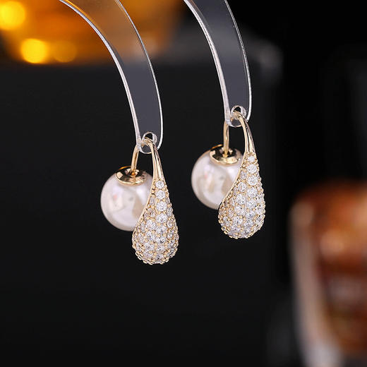 时尚气质珍珠，后挂式简约水滴形耳环LY-23 商品图0