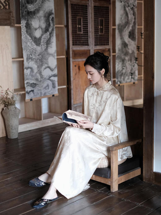 盛唐牡丹 |香槟金真丝提花文竹上衣 商品图8