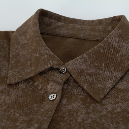 PE252斯尔丽24春季新款设计感衬衣领横机针织柔软时尚垫肩短款上衣 商品图5