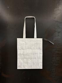 Innumerable·Jumping He｜杜邦纸袋