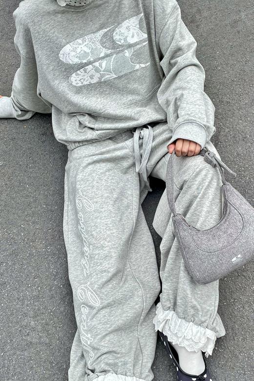 CryingCenter 花灰慵懒芭蕾风休闲薄款蕾丝经典3clogo带帽卫衣 商品图5