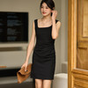 剩S/M/L/XL 芳外2024夏季新款时尚简约黑色背心裙褶皱收腰修身连衣裙薄1413 商品缩略图4