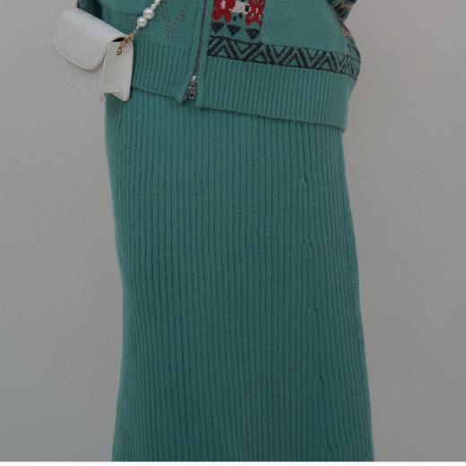 两三事显瘦半身裙裙子气质时尚宽松宽松中长款秋冬百搭复古冬季 商品图2