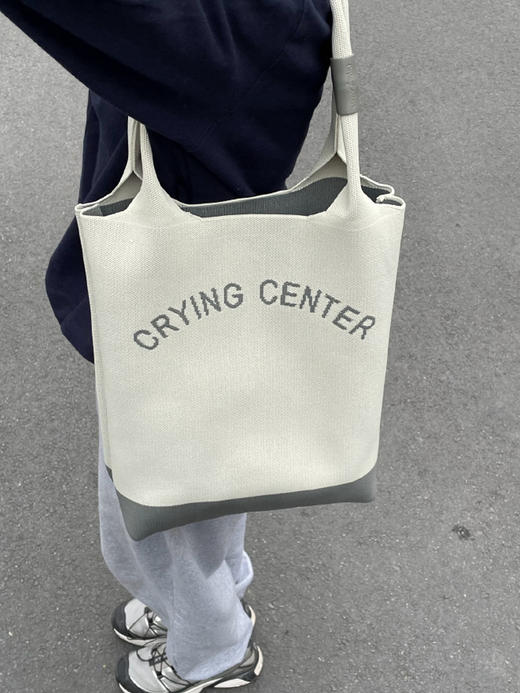 CryingCenter 米灰珍珠 布里斯蓝针织简约大容量托特包 哭喊中心 商品图2