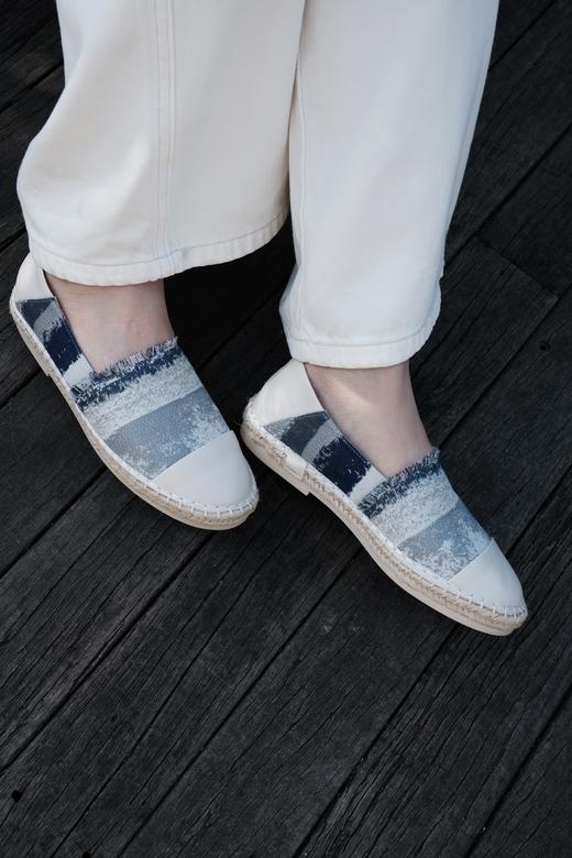 简约显瘦 时髦篙级渔夫鞋 羊皮拼接进口帆布 内里垫脚羊皮舒适好走 篙端鞋业供应 草编渔夫鞋改良款 一款两穿好走路 日常好搭 开车好穿 商品图6