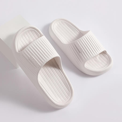 【会‘’呼吸‘’的软❗️夏季舒适居家拖鞋】加厚eva防水轻便居家软底凉拖鞋，回弹有力经久耐穿，男女室内防滑情侣厚底凉拖鞋QQ父亲节礼物新年礼盒年货礼盒 商品图4