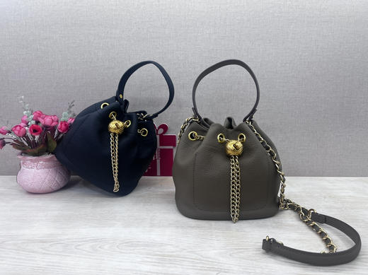 4F萨迪牛皮女包 商品图0