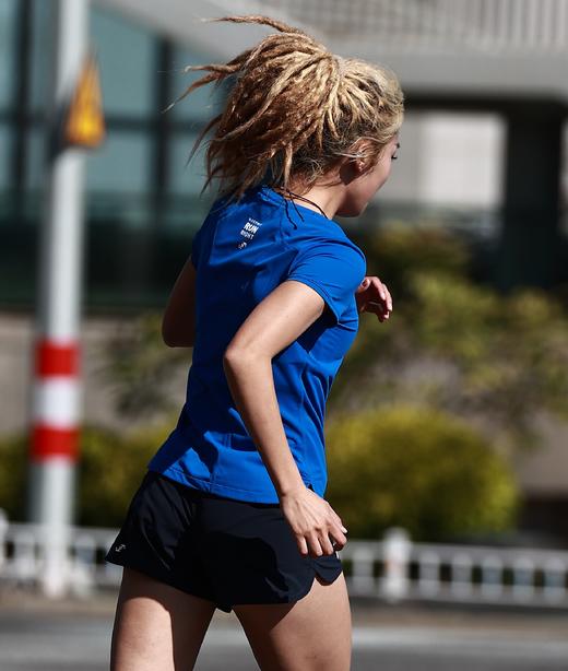 BODYWIT向右女短袖T恤 商品图1