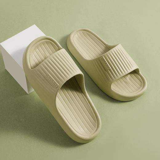 【会‘’呼吸‘’的软❗️夏季舒适居家拖鞋】加厚eva防水轻便居家软底凉拖鞋，回弹有力经久耐穿，男女室内防滑情侣厚底凉拖鞋QQ父亲节礼物新年礼盒年货礼盒 商品图6