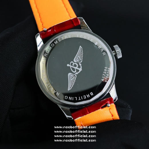 百年灵女款航空计时自动腕表型号。 市场首发新款到货，女款精致典雅，将经典的历史魅力与精密的现代腕表设计精心结合。 商品图7