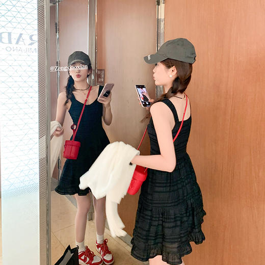 <曾小咸推荐>微信粉丝秒杀专场 仅此今天 活动结束下架【怦然心动】两色连衣裙 日常189.99 立降110 元 今天秒杀价79.99 ！！ 商品图2