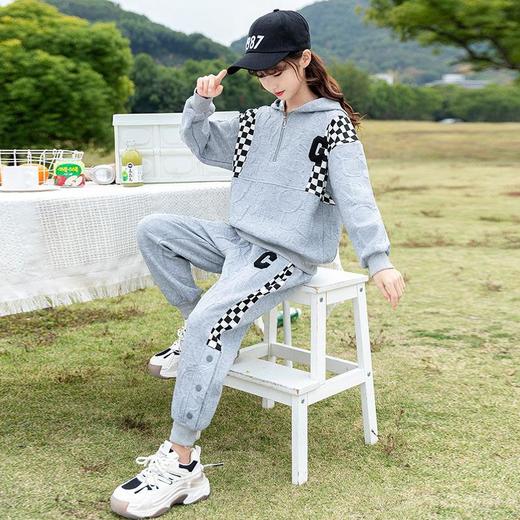 女童春款套装 2024新款洋气中大童儿童春秋女孩棋盘格运动两件套 商品图2