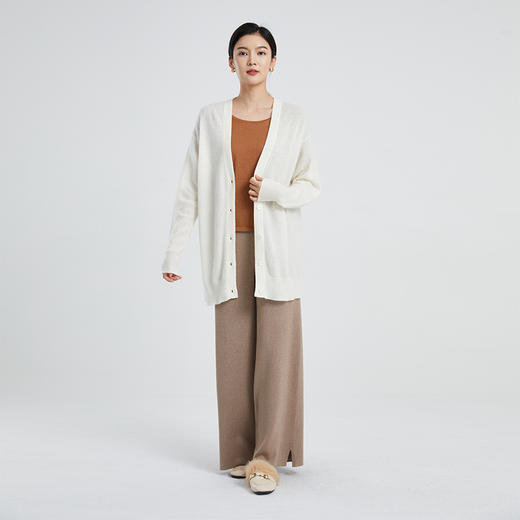 东黎 • 山羊绒女士秋季休闲百搭 V领开衫 4190 商品图1