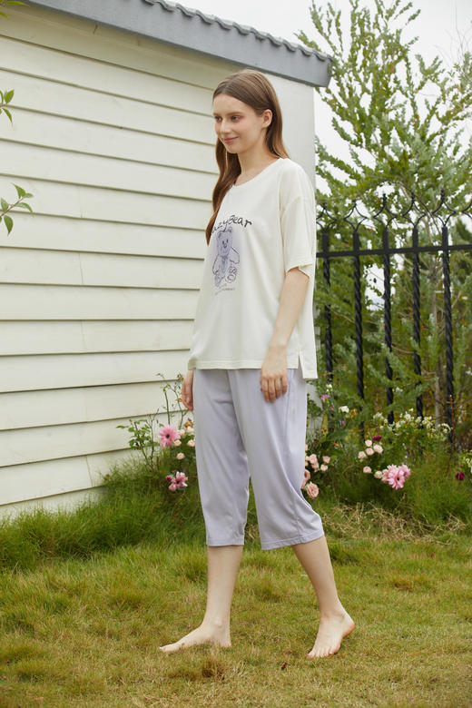 【满2件/99元】【秀黛】女圆领休闲小熊短袖套装女士夏季短袖睡衣家居服L2551043T【门店同款】【如遇缺货自动退款，介意勿拍】 商品图4