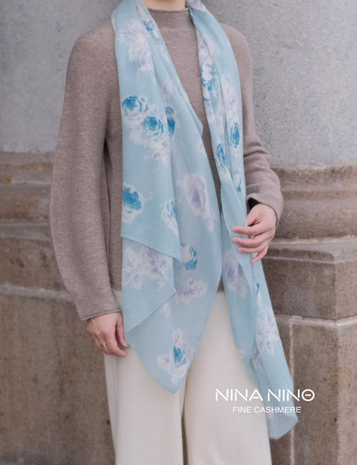 春暖花开印花披肩 商品图1