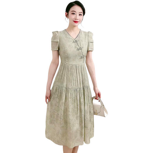 XQD-58B9132-L2024年新款中长款连衣裙 商品图4