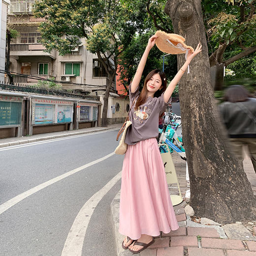 <曾小咸推荐>微信粉丝秒杀专场  仅此今天  活动结束下架【温柔甜妹】灰色印花T恤/粉色半裙 短袖日常89.99 立降45.09 元 今天秒杀价44.9 ！！ 商品图4