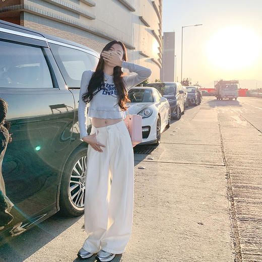 <曾小咸推荐>【解锁甜酷】蓝色上衣 商品图1