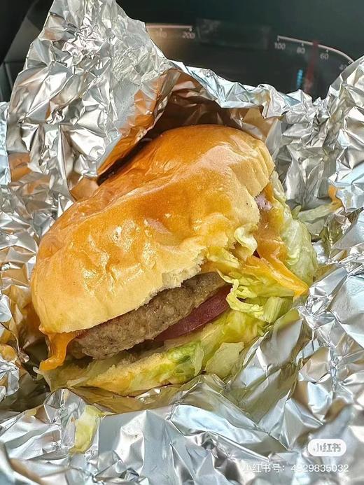 【山姆代购周日取】：安格斯牛肉汉堡，肉香浓郁，汁水丰富，蔬菜特别新鲜，酸黄瓜风味独特！代购不接受退单。 商品图6