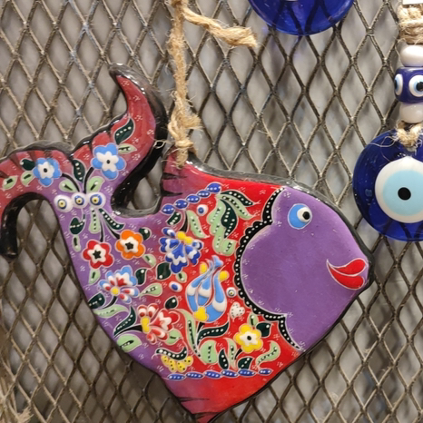 手绘陶瓷挂件（鸟鱼蝶）010196--010195