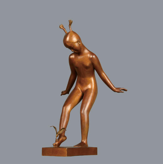 宇达青铜摆件 刘艺杰限量99版作品《踢毽子》艺术摆件  高45.5cm 商品图0