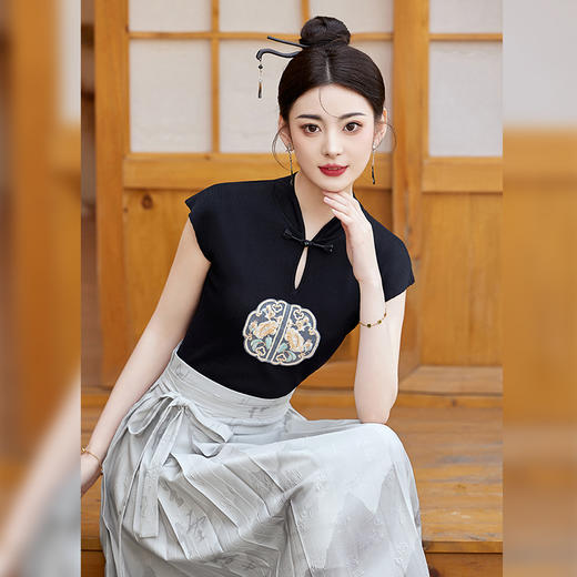 立领盘扣新中式，水墨画马面裙套装HR-YBER113 商品图6