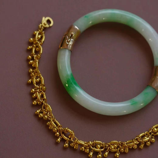 岁月拾遗 清代白底青老翡翠手镯 老物件有不完美之处， 喜欢收老物件且有包容度的推荐 商品图0