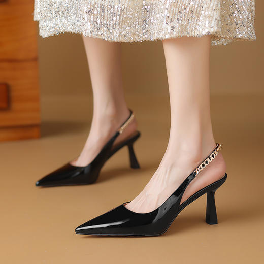 【预售5天】性感优雅，珠光漆皮尖头小跟后空鞋YS&9351 商品图10