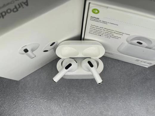 四代AirPods， 新款四代AirPods 重量轻盈，贴合耳部轮廓 商品图8