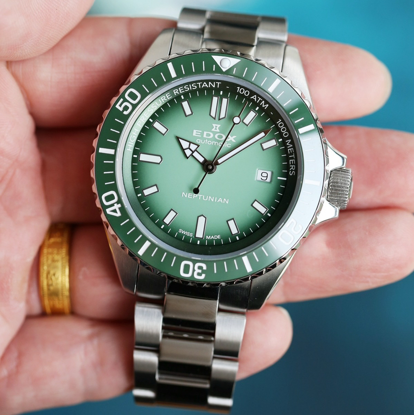 现货瑞士EDOX依度NEPTUNIAN海神1000米防水自动机械手表夜光钢带