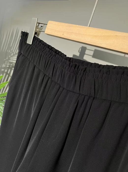 XC 超喜欢的面料 ①~（新品女裤）9203 顺滑春夏垂感显瘦小脚裤-喜出 商品图1