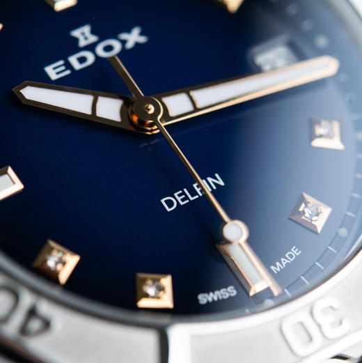 现货瑞士EDOX依度女士镶钻石英潜水手表蓝色特别版Delfin钢带防水 商品图3