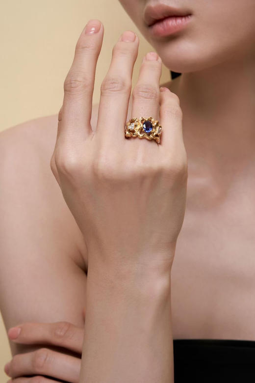 Centauri Lucy 弗拉戈纳尔蓝宝石戒指 商品图1