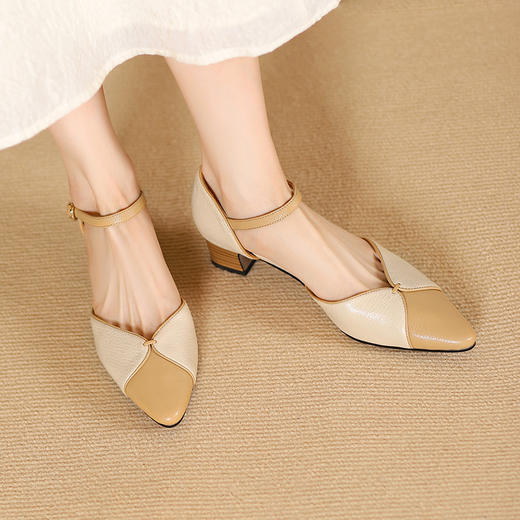 【预售5天】优雅拼接，头层羊皮尖头中控搭扣凉鞋DTN&A1107-3 商品图2