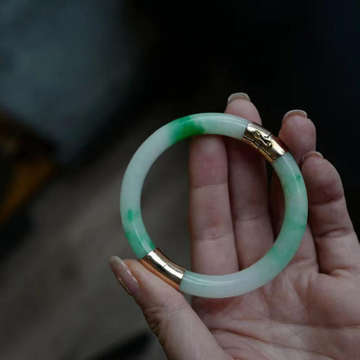 岁月拾遗 清代白底青老翡翠手镯 老物件有不完美之处， 喜欢收老物件且有包容度的推荐 商品图2