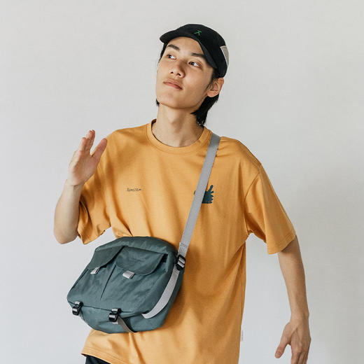 【出游季特惠】ACMEITEM爱棵米-短袖T恤GAF3440044B 商品图2