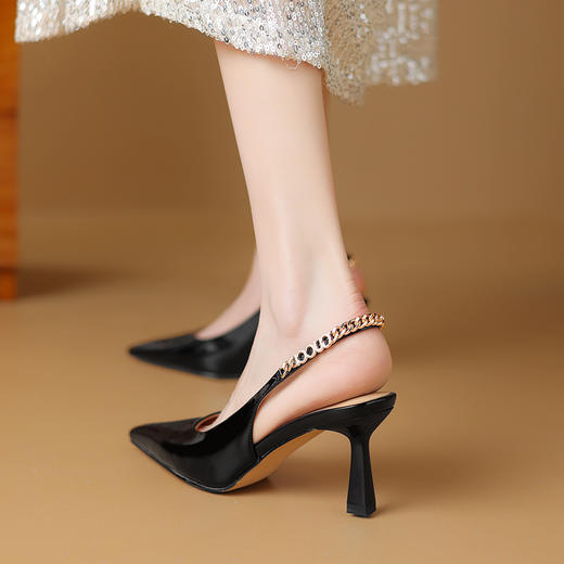 【预售5天】性感优雅，珠光漆皮尖头小跟后空鞋YS&9351 商品图12
