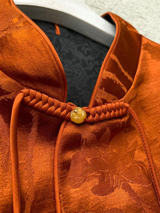 uma wan*提花盘扣马甲。 商品图4