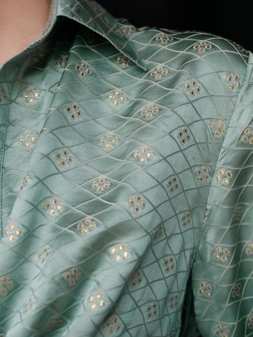 盛唐牡丹 |豆绿金丝格纹真丝扭结上衣 商品图1