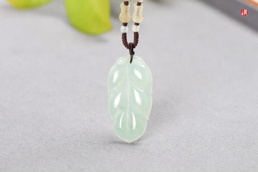 天然翡翠【玉叶】吊坠  配精美挂绳 商品图4