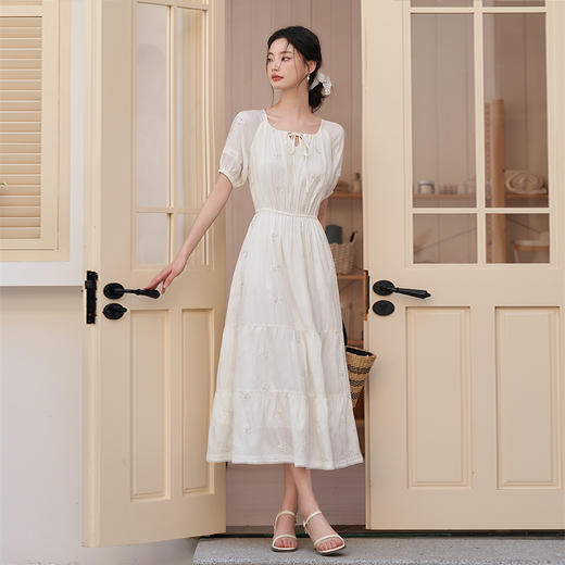 温柔文艺连衣裙女春夏季圆领系带收腰肌理珠片中长连衣裙V1040766 商品图1