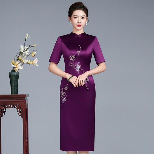 LHSB115紫色婚宴礼服日常可穿结婚喜婆婆中式改良刺绣旗袍新款春季 商品图0