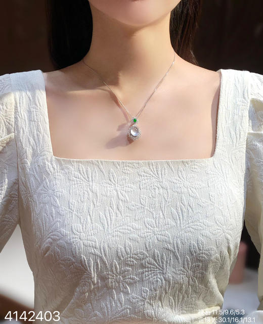 4142403，玻璃蛋面吊坠。具体价格微信咨询 商品图4