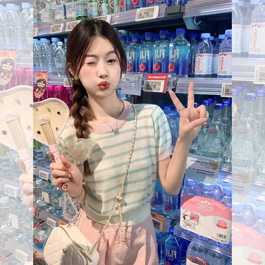 <曾小咸推荐>【条纹演绎】条纹短袖 商品图0