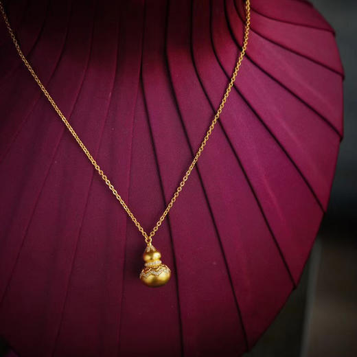 古法黄金点钻系列 连绵不断如意纹满钻足金葫芦锁骨链项链 商品图4