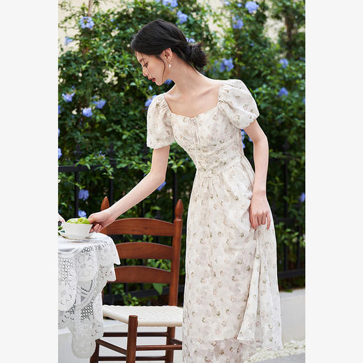 西遇法式复古茶歇连衣裙女夏季新款碎花少女花苞袖短袖梭织裙D1040749 商品图0