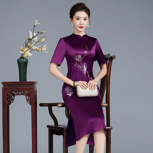 LHSB115紫色婚宴礼服日常可穿结婚喜婆婆中式改良刺绣旗袍新款春季 商品图2