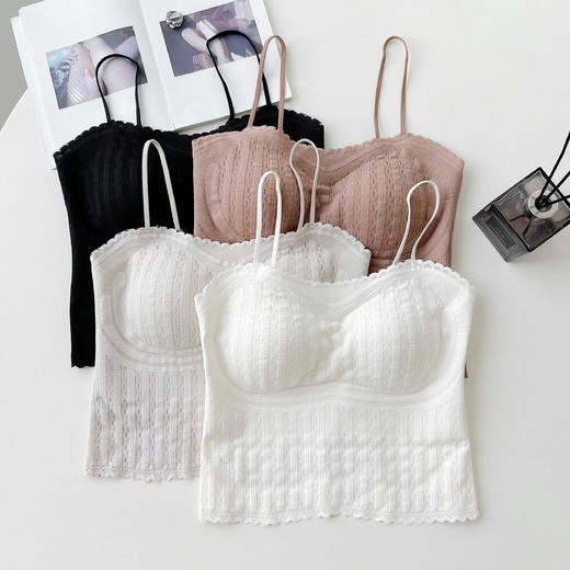 老米优品🎈甜美女生人手一件！蕾丝带胸垫设计 唯美细肩带打底背心，巨温柔哦 ！ BX240325A 商品图0